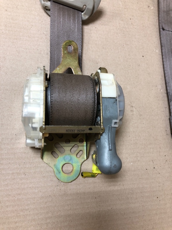 Ремень безопасности передний правый CAMRY 30 02-06 2002 ACV30L 2.4 2AZFE Ремень безопасности передний правый CAMRY 30 02-06 2002 ACV30L 2.4 2AZFE