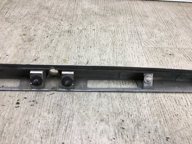 Панель подсветки номера CAMRY 30 02-06 2002 ACV30L 2.4 2AZFE Панель подсветки номера CAMRY 30 02-06 2002 ACV30L 2.4 2AZFE