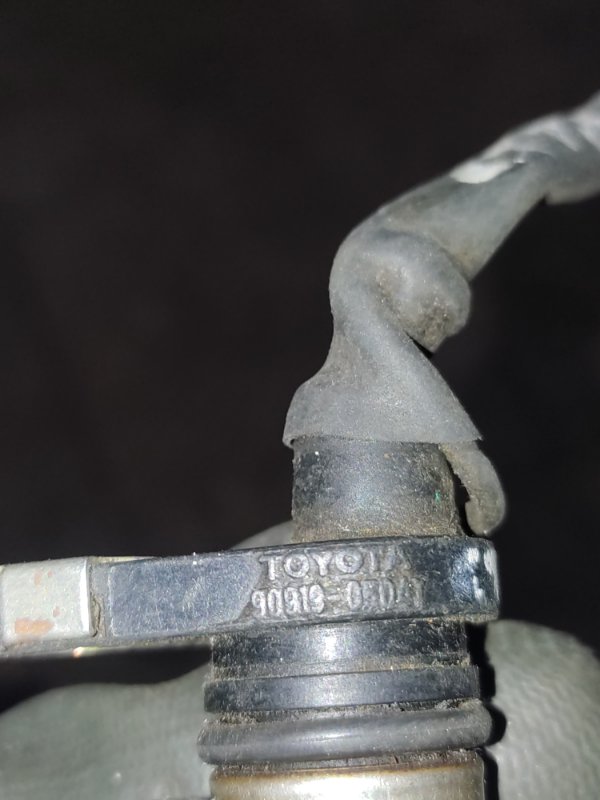 Датчик положения коленвала CAMRY 40 06-11 Датчик положения коленвала CAMRY 40 06-11