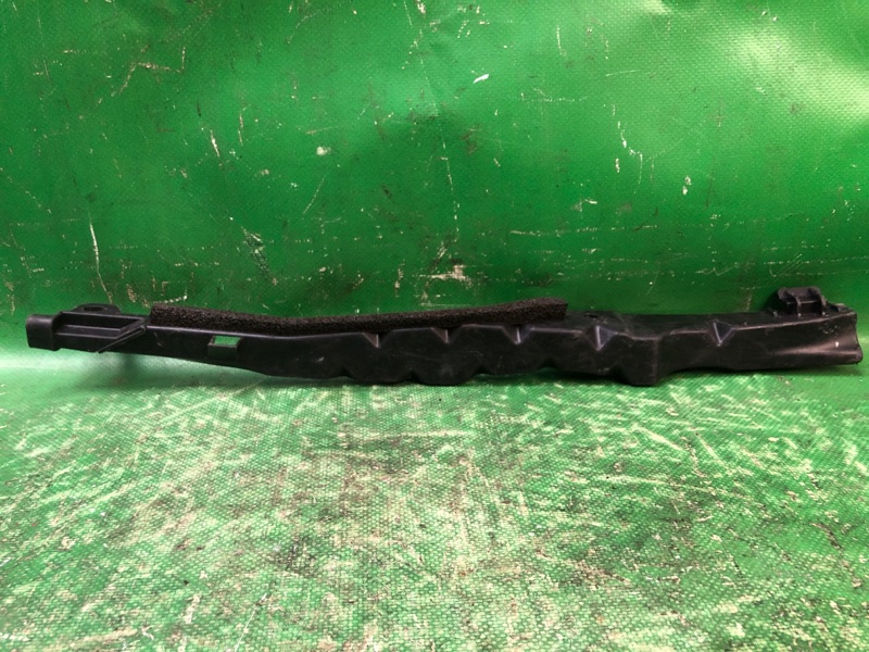 Пластик под лобовое стекло / Жабо NISSAN JUKE 10-19 668521KE0A Б/У