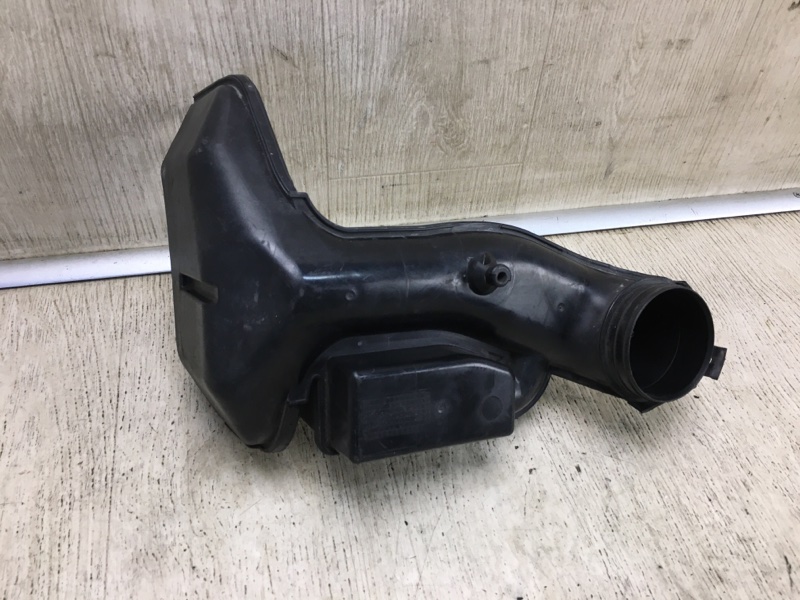 Воздухозаборник CX-7 06-12