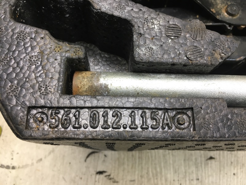 Ящик инструментальный PASSAT B7 11-15