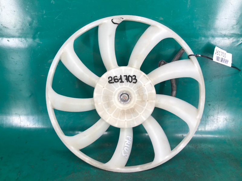 Запчасть вентилятор радиатора кондиционера TOYOTA PRIUS 16- 16361-37070 Б/У Вентилятор радиатора кондиционера TOYOTA PRIUS 16- 16361-37070 Б/У