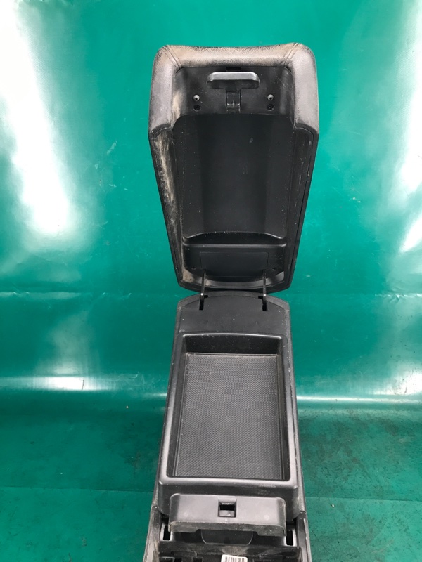 Подлокотник SONATA YF 10-14 2013 Седан 2.4 G4KK