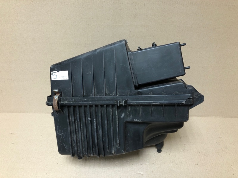 Корпус воздушного фильтра MAZDA 6 GG 02-07 Корпус воздушного фильтра MAZDA 6 GG 02-07