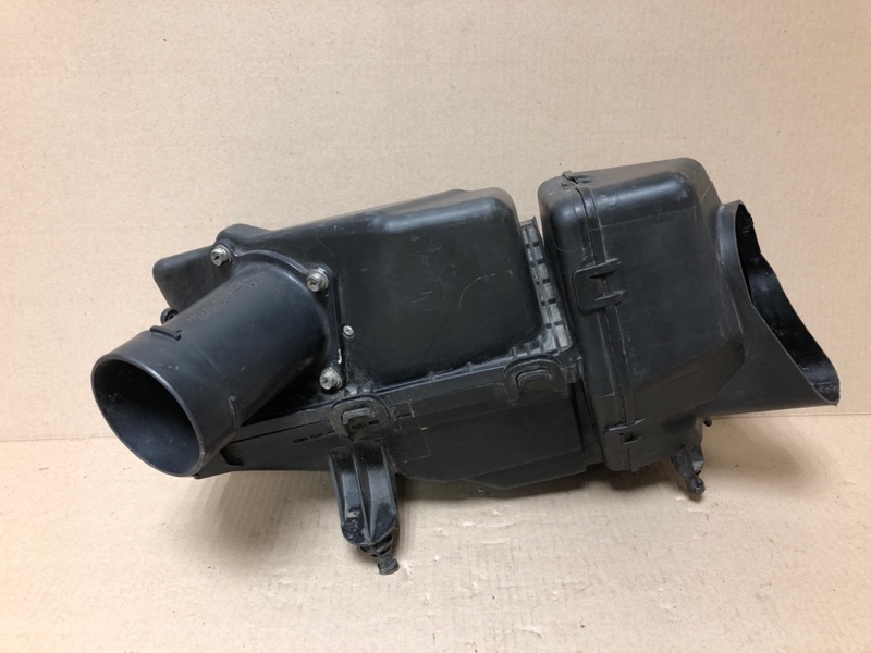 Корпус воздушного фильтра NISSAN ALTIMA L31 01-06 2004 Седан 2.5 16500-8J010 Б/У