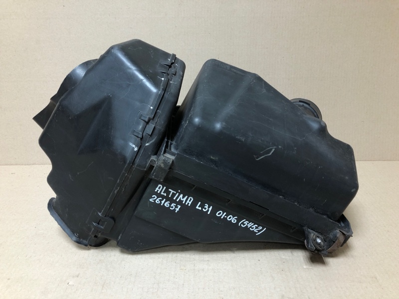 Корпус воздушного фильтра NISSAN ALTIMA L31 01-06 Седан 2.5