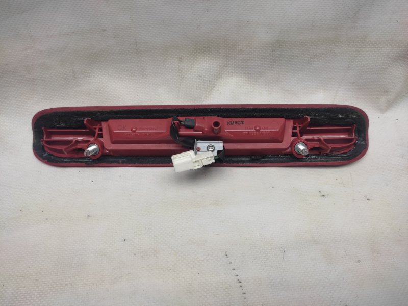 Стоп-сигнал NISSAN TIIDA/VERSA C11 04-11 Стоп-сигнал NISSAN TIIDA/VERSA C11 04-11