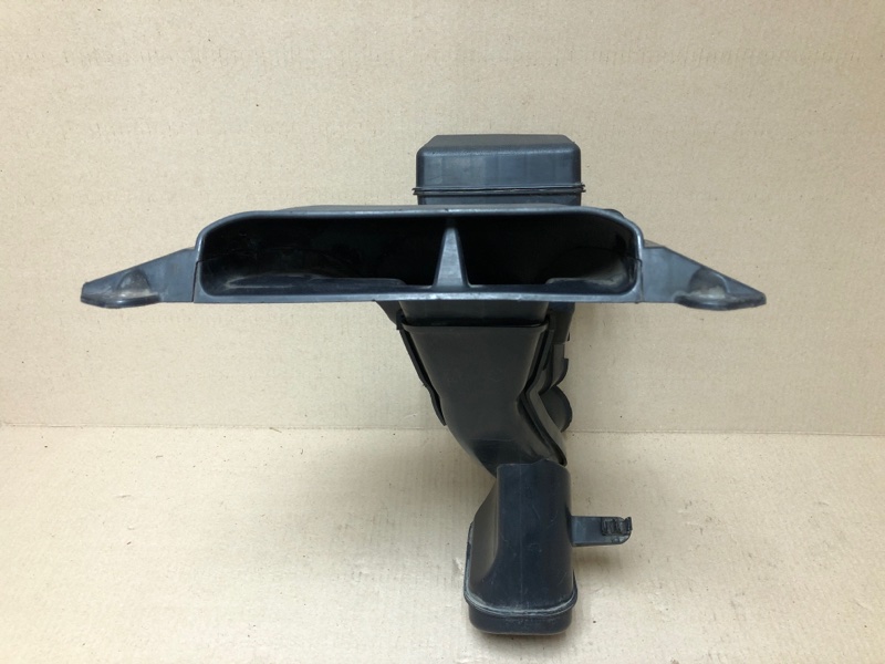 Воздухозаборник TOYOTA SIENNA 11-16 2011 GSL30 3.5 2GR-FE 17750-0P010 Б/У