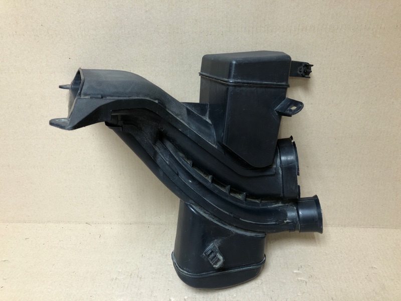 Воздухозаборник SIENNA 11-16 2011 GSL30 3.5 2GR-FE