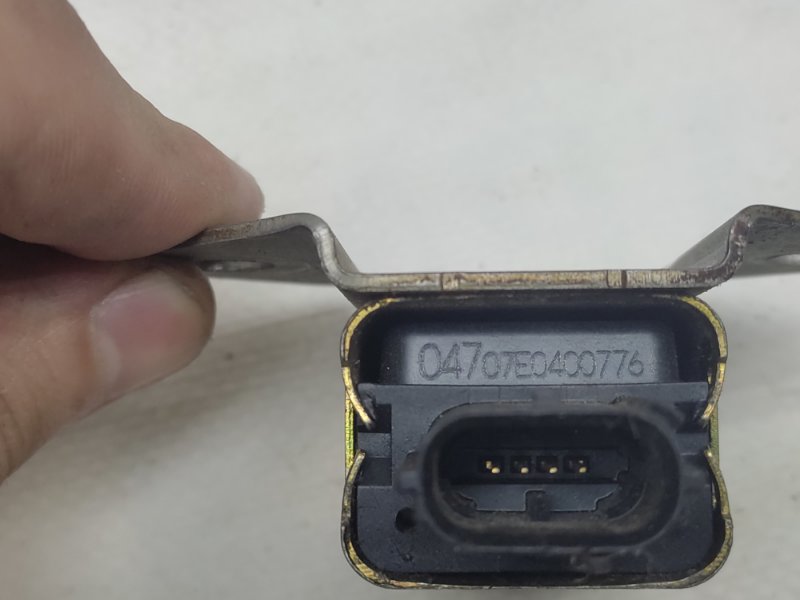 Датчик удара задний левый TOYOTA LAND CRUISER PRADO 120 02-09