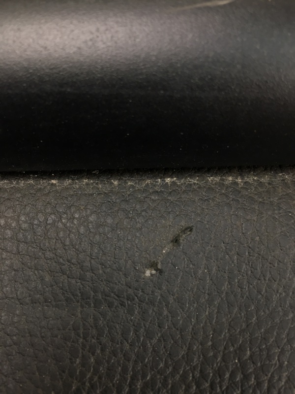 Шторка багажника GOLF 12-21