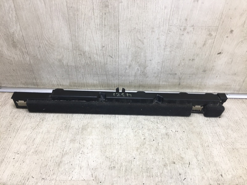 Обшивка багажника левая AUDI Q5 08-16 80A861827 Б/У