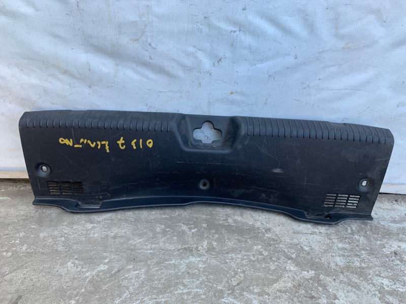 Запчасть накладка панели багажника внутренняя HYUNDAI ELANTRA MD 10-15 2015 Седан 1.8 85770-3X500RY Б/У Накладка панели багажника внутренняя HYUNDAI ELANTRA MD 10-15 2015 Седан 1.8 85770-3X500RY Б/У