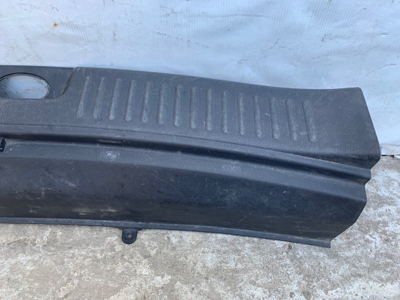 Накладка на порог багажника SORENTO XM 09-14 Накладка на порог багажника SORENTO XM 09-14