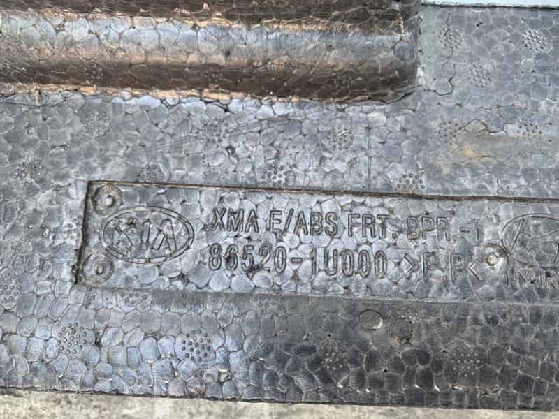 Наполнитель бампера передний SORENTO XM 09-14