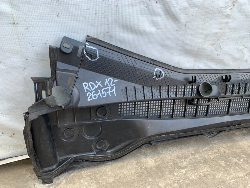 Пластик под лобовое стекло / Жабо RDX 12-19