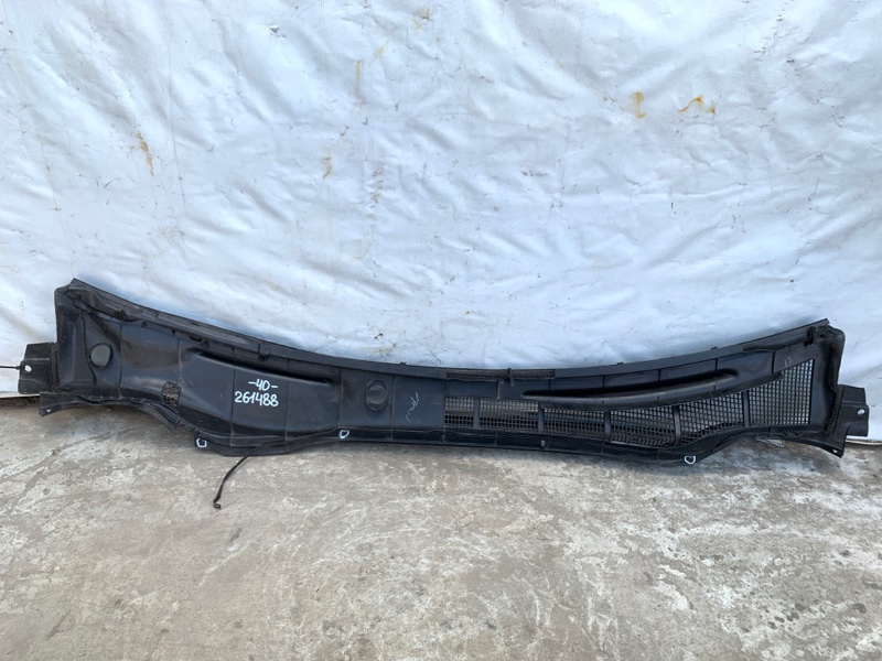 Пластик под лобовое стекло / Жабо CAMRY 40 06-11 Пластик под лобовое стекло / Жабо CAMRY 40 06-11