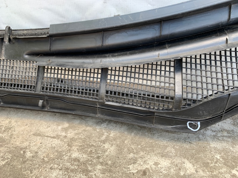 Пластик под лобовое стекло / Жабо CAMRY 40 06-11 Пластик под лобовое стекло / Жабо CAMRY 40 06-11