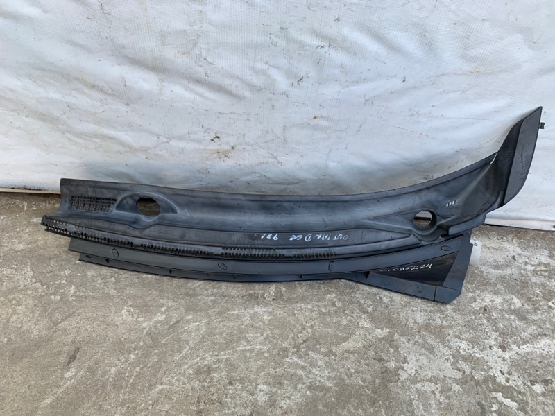 Пластик под лобовое стекло / Жабо левый OUTLANDER XL 05-13 Пластик под лобовое стекло / Жабо левый OUTLANDER XL 05-13