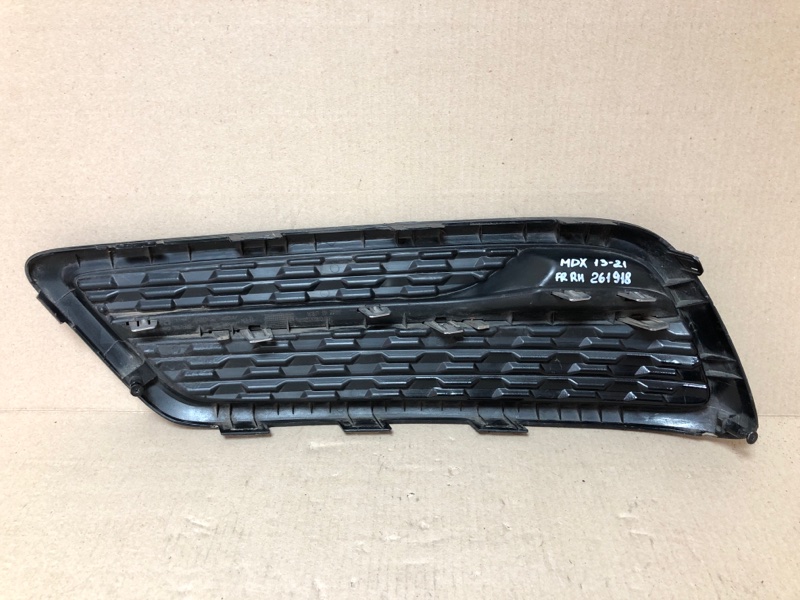 Накладка бампера передняя правая MDX (YD3) 13-21
