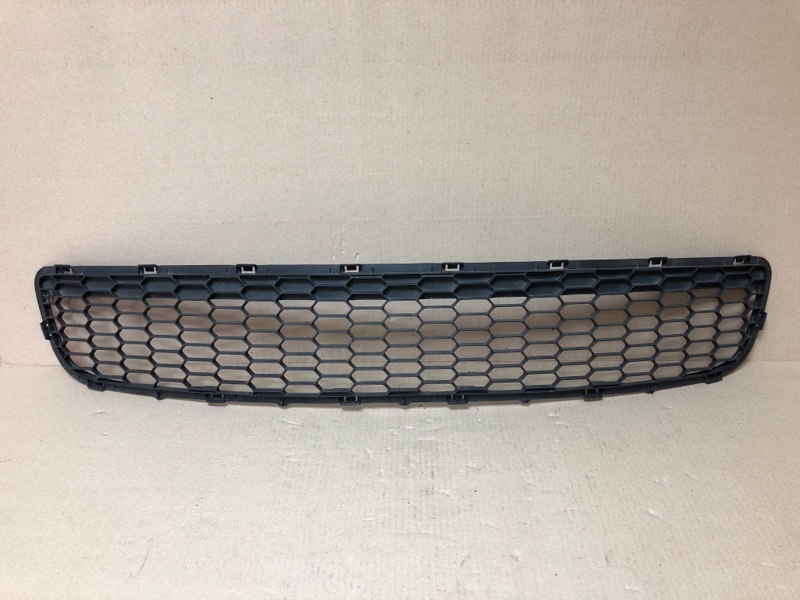 Решетка переднего бампера MAZDA 6 GG 02-07 2008 Седан 2.3 GP7A-50-1T1A Б/У