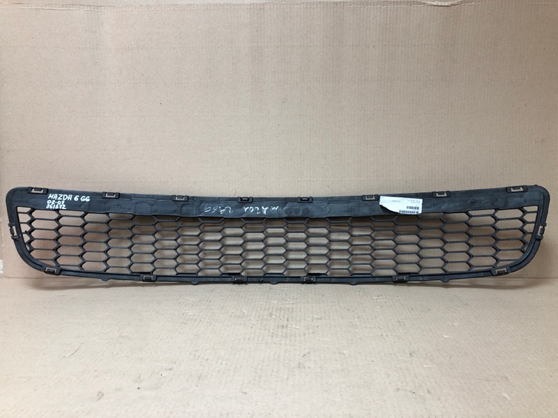 Решетка переднего бампера 6 GG 02-07 2008 Седан 2.3