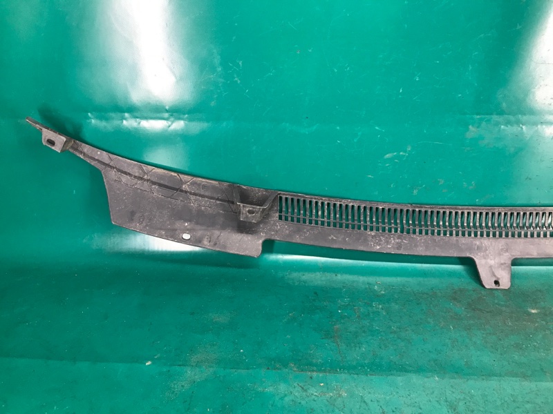 Пластик под лобовое стекло / Жабо JOURNEY 08-20 JC