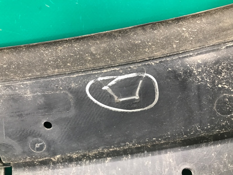 Пластик под лобовое стекло / Жабо JOURNEY 08-20 JC