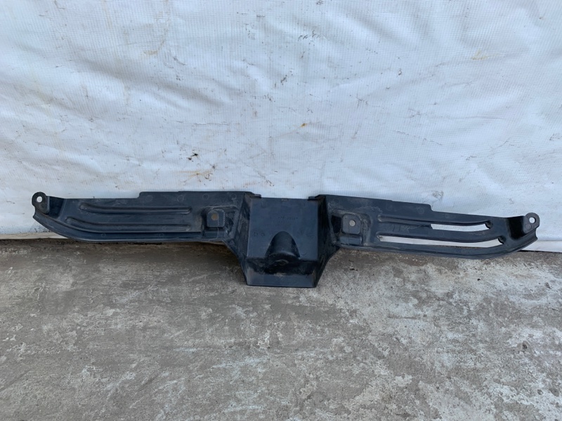 Накладка замка капота MITSUBISHI OUTLANDER XL 05-13 Накладка замка капота MITSUBISHI OUTLANDER XL 05-13