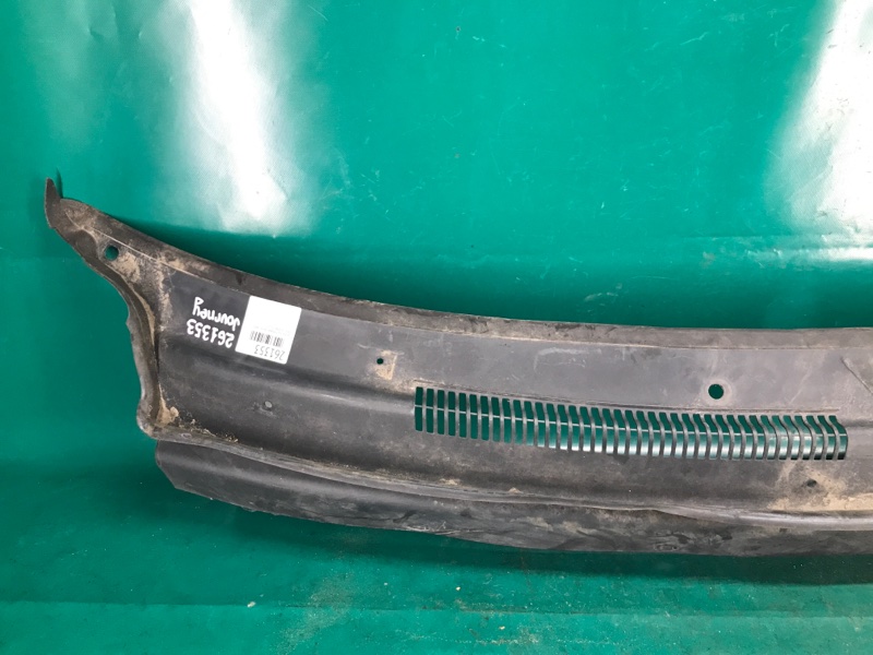 Пластик под лобовое стекло / Жабо DODGE JOURNEY 08-20 JC