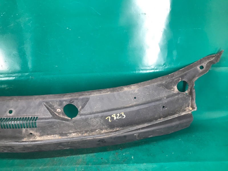 Пластик под лобовое стекло / Жабо JOURNEY 08-20 JC