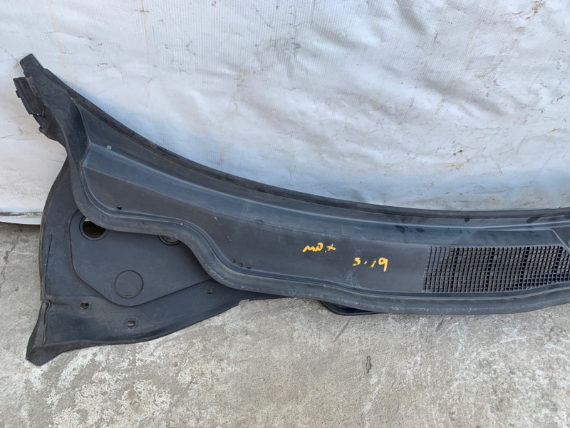 Пластик под лобовое стекло / Жабо MDX (YD3) 13-21