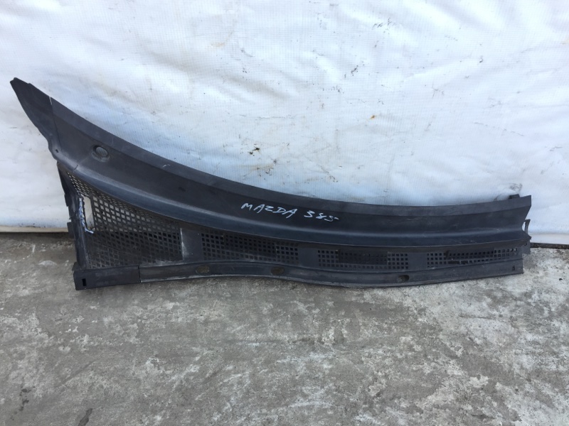 Пластик под лобовое стекло / Жабо правый 3 BK 03-08 Пластик под лобовое стекло / Жабо правый 3 BK 03-08