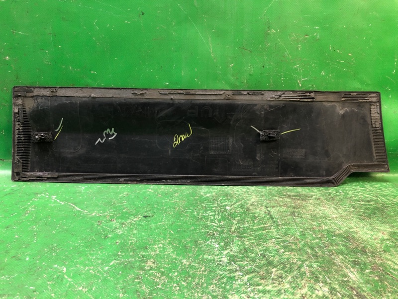 Накладка двери задняя левая PATRIOT 10-17 2014 Внедорожник 2.0 Накладка двери задняя левая PATRIOT 10-17 2014 Внедорожник 2.0