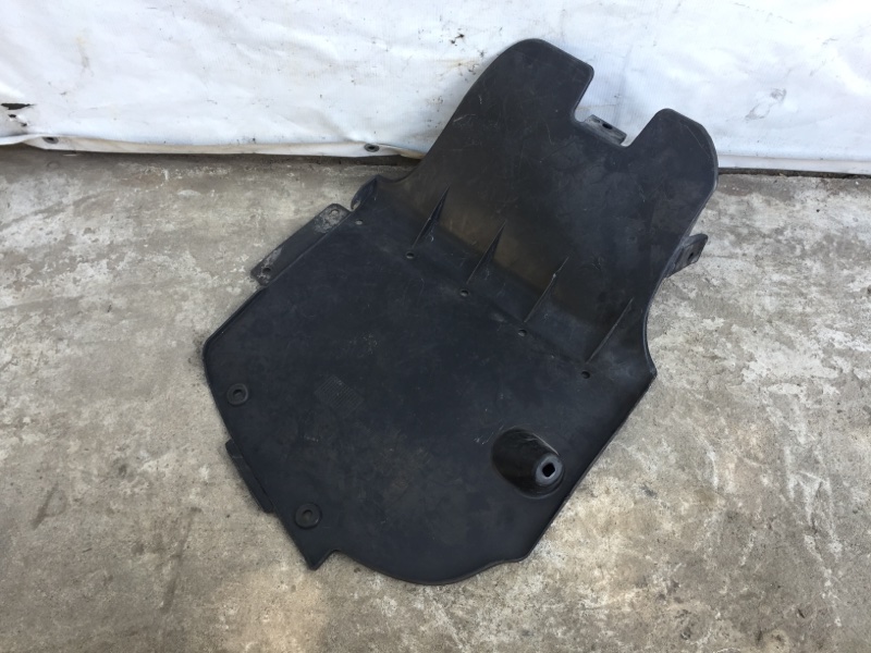 Защита заднего бампера левая HYUNDAI SONATA LF 2014- 2017 Седан 2.4 86698-C2000 Б/У