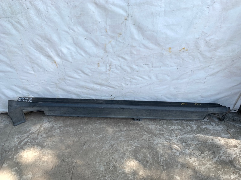 Накладка порога наружная правая ACURA MDX (YD2) 06-13