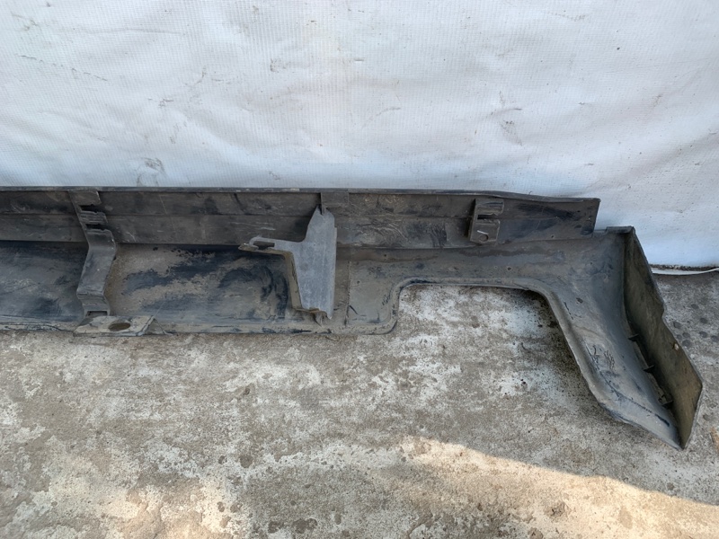 Накладка порога наружная правая MDX (YD2) 06-13