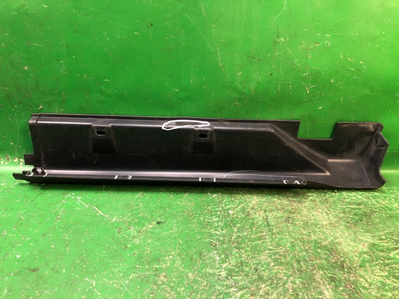 Накладка порога наружная задняя левая PATRIOT 10-17 2014 Внедорожник 2.0 Накладка порога наружная задняя левая PATRIOT 10-17 2014 Внедорожник 2.0