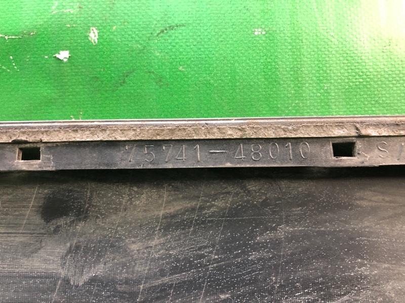 Накладка двери задняя правая RX300 98-03 2000 Внедорожник 3.0