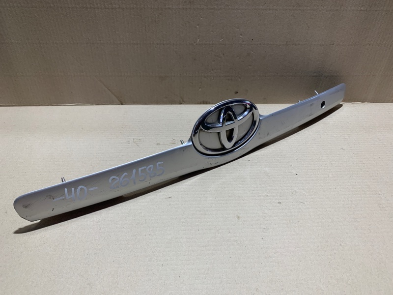 Панель подсветки номера TOYOTA CAMRY 40 06-11 Панель подсветки номера TOYOTA CAMRY 40 06-11