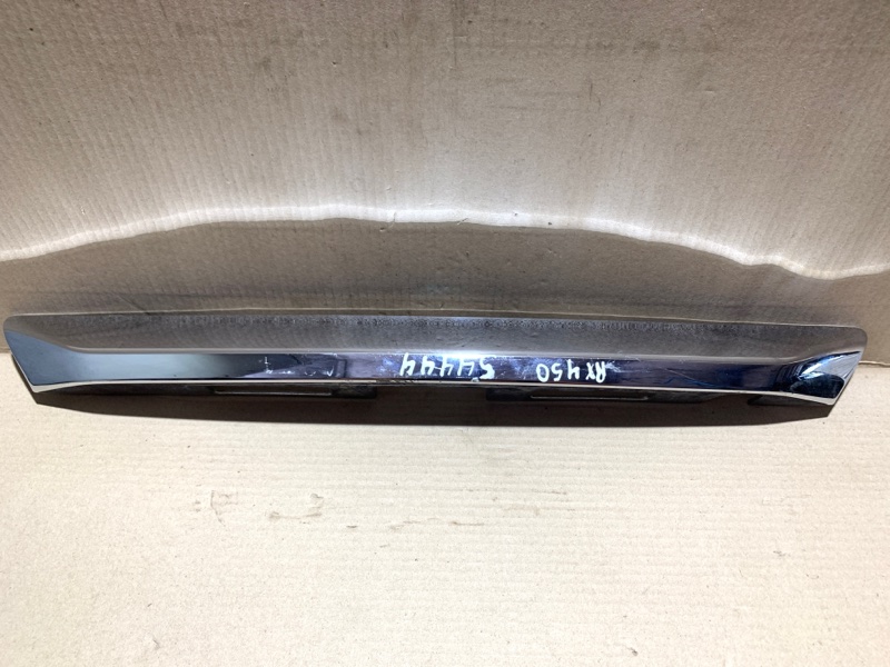 Панель подсветки номера LEXUS RX350/450 09-15 76801-48220 Б/У