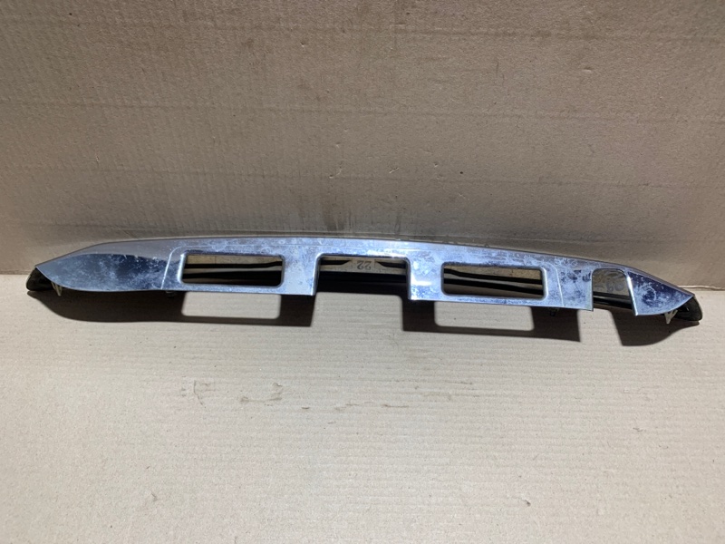 Панель подсветки номера RX350/450 09-15