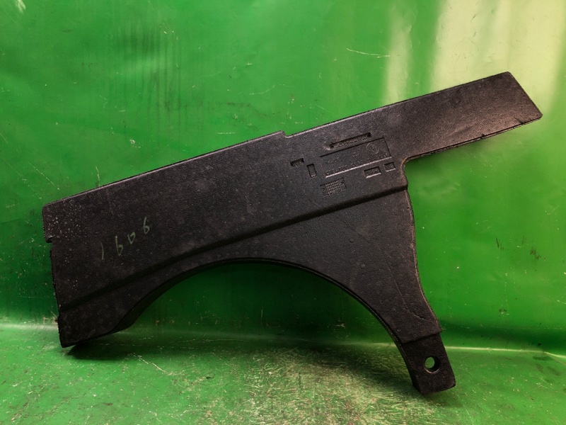 Разное левое VOLKSWAGEN PASSAT B8 14- 2016 Седан 1.8 CPRA 561864471A Б/У