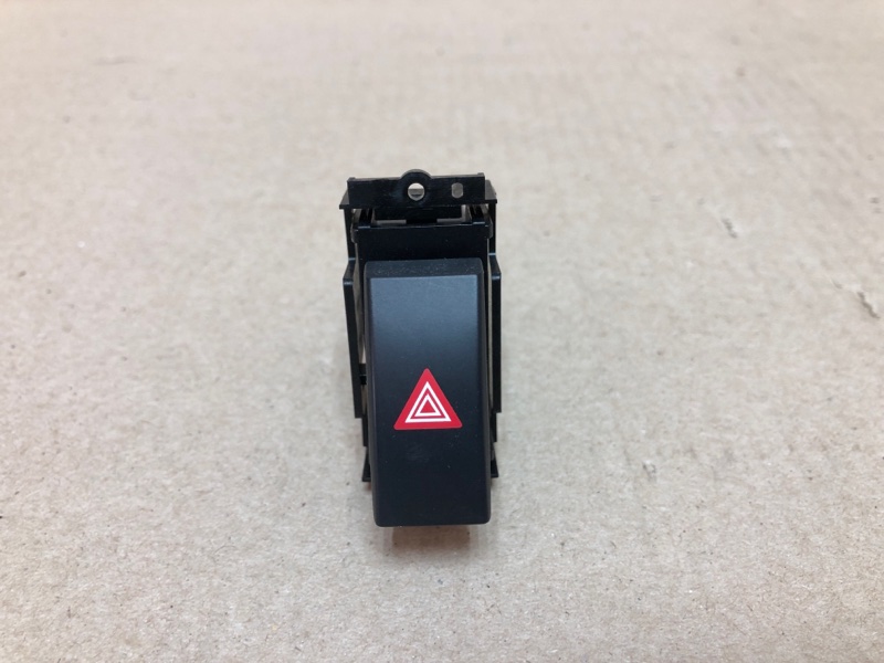 Запчасть кнопка аварийной сигнализации LEXUS RX350/450 09-15 84330-0E010 Б/У Кнопка аварийной сигнализации LEXUS RX350/450 09-15 84330-0E010 Б/У