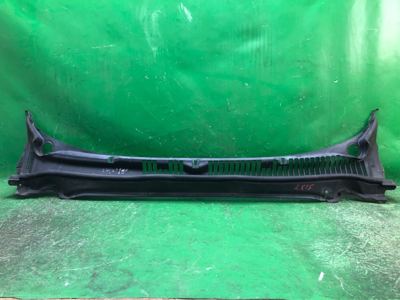 Пластик под лобовое стекло / Жабо FORD FUSION 14- 2014 Седан 2.5 DS73F02216AE Б/У