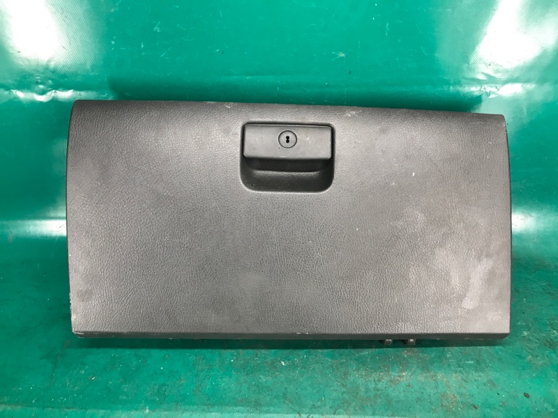 Бардачок KIA SORENTO XM 09-14 2010 Внедорожник 2.4 G4KE 84510-1U000VA Б/У