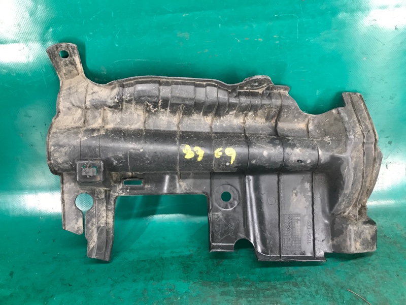 Дефлектор радиатора левый ACURA TLX 14-17 Седан 2.4L 4