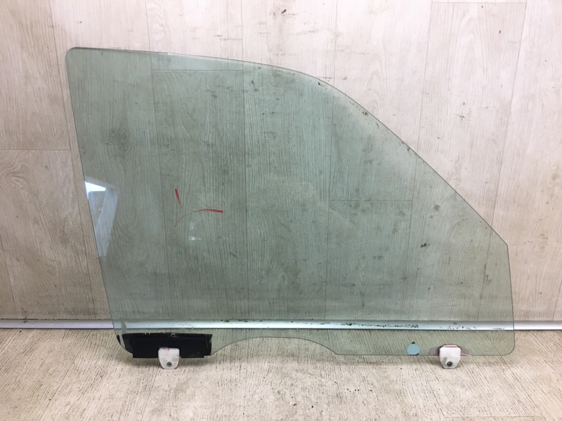 Стекло двери переднее правое HONDA CRV 95-01 73300-S10-A00 Б/У