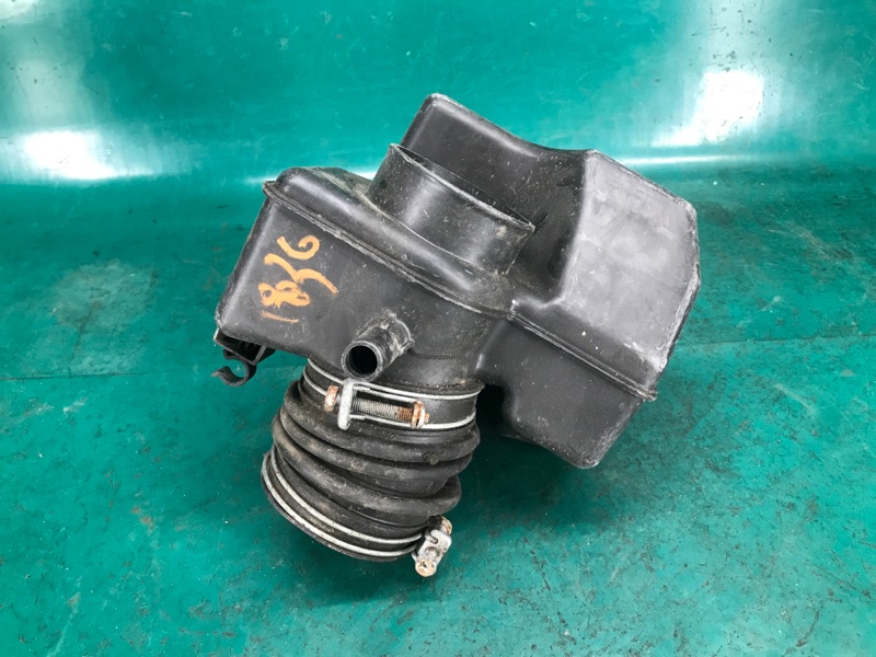 Резонатор воздушного фильтра SOLARA 03-09 2006 Кабриолет 3.3 3MZ-FE